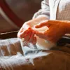 Pensionarii pot recupera vechimea din anii de ucenicie: actele care dovedesc practica în producție
