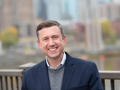 Democrații americani creează „cabinetul de război” (sursa: Facebook/Ken Martin)