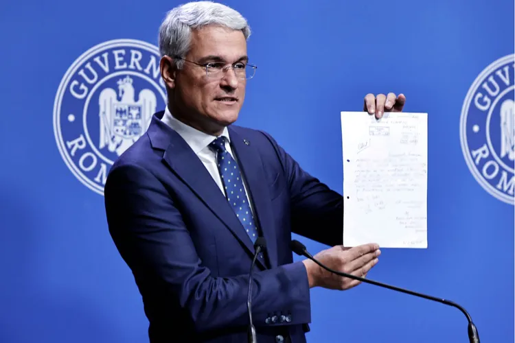 VIDEO Eu am venit să rezolv o problemă de interes național, să trecem prin deficit (Dragoș Pîslaru, invitat la podcastul „Cum e, de fapt?”)