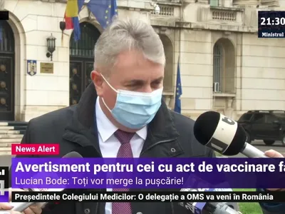 Medic trimis în judecată pentru falsificarea a 926 certificate de vaccinare  Foto: captură video