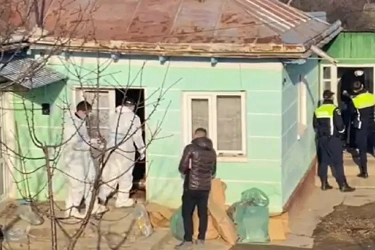 O psiholoagă și-a ucis mama folosind un cablu, un topor și un cuțit. Criminala, stoarsă emoțional de un copil cu handicap