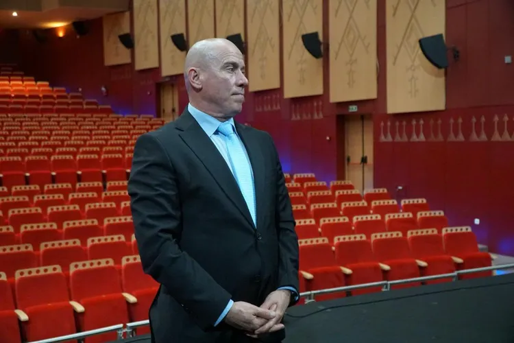 Pontajul actorilor, proiect retras de ministrul Culturii (sursa: Facebook/Demeter András István)