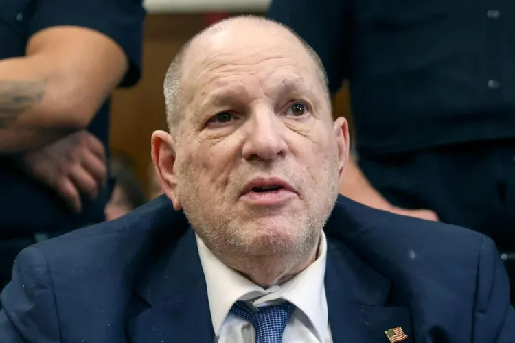 Harvey Weinstein, din nou în instanță (sursa: CBS News)