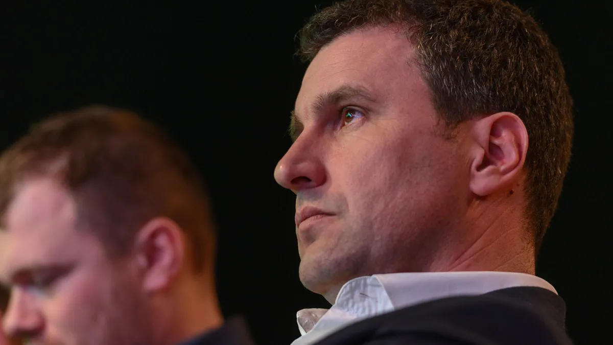 Ministrul de finanțe sugerează că sunt probleme cu pensiile și salariile Foto: Facebook UDMR/Kiss Gabor