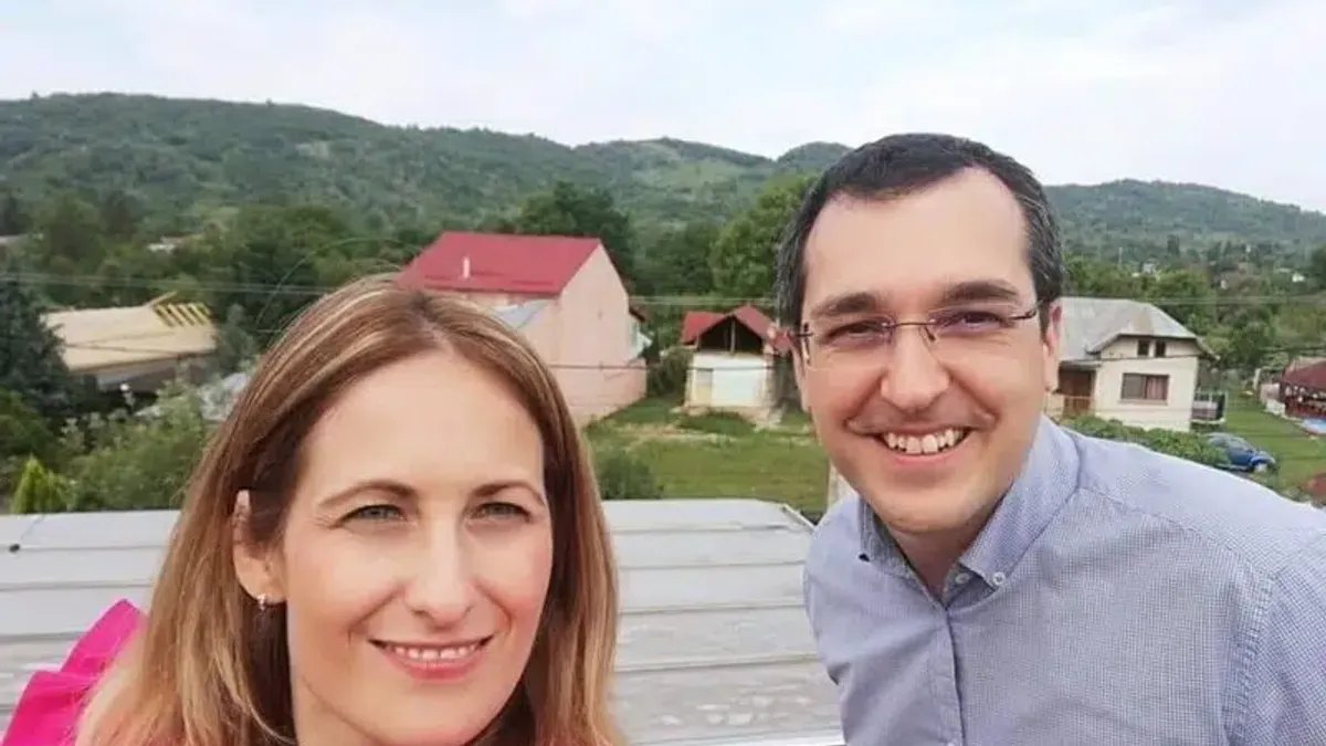 Gruparea Barna din USR blochează restructurarea Senatului ca să salveze un client politic Foto: Lumea Politică