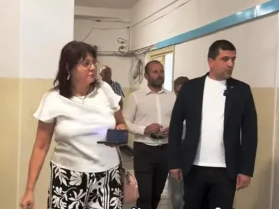 VIDEO Șefa UDMR Giurgiu, directoare la CENAFER, locuia și făcea ciocolată într-un sediu al Transporturilor