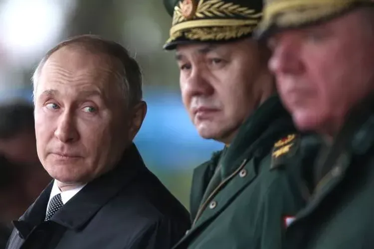 Amenințarea cu arme chimice ar putea deveni realitate (surse: express.co.uk)