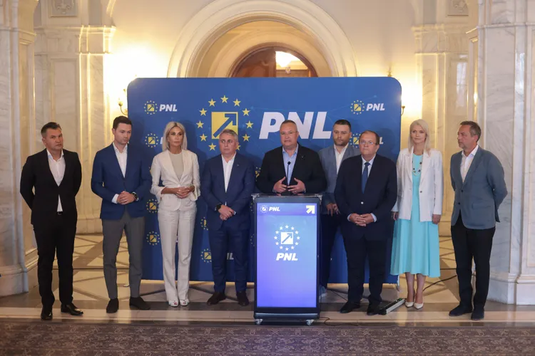 Ciucă, desemnat candidatul PNL la prezidențiale (sursa: Inquam Photos/George Călin)