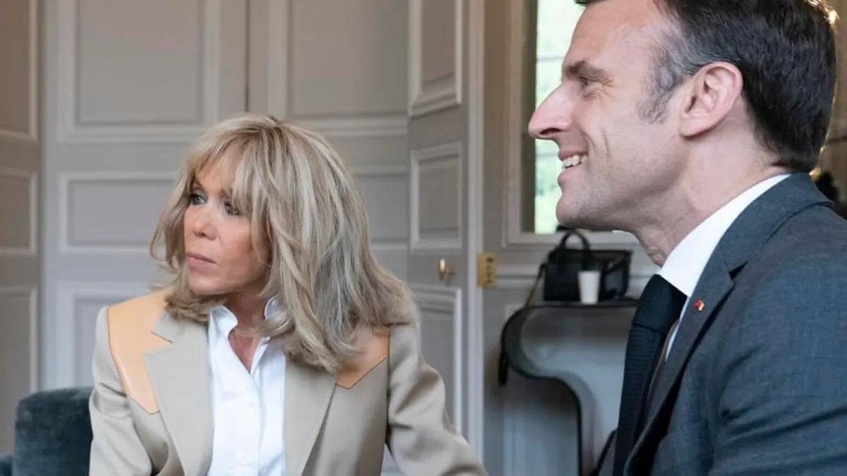 Brigitte Macron, acuzată că e bărbat (sursa: Facebook/Emmanuel Macron)