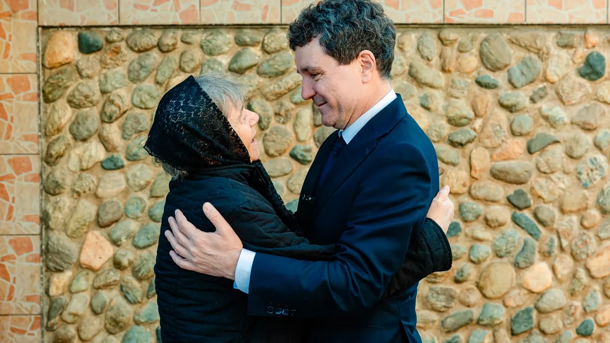 Nicușor Dan a fost votat masiv de cei peste 61 de ani Foto: Facebook