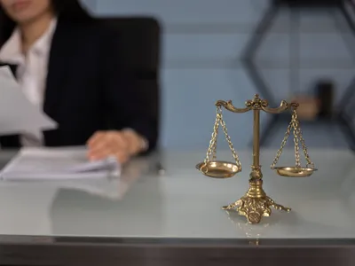 Cum se contestă corect o decizie de pensie în 2026: termenul de 45 de zile și cele mai frecvente greșeli