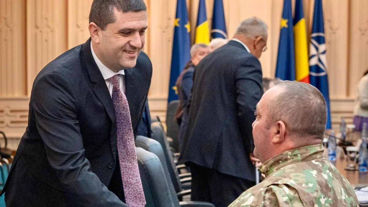 Pensiile și soldele din MApN și MAI nu scad (sursa: Facebook/Radu Miruță)