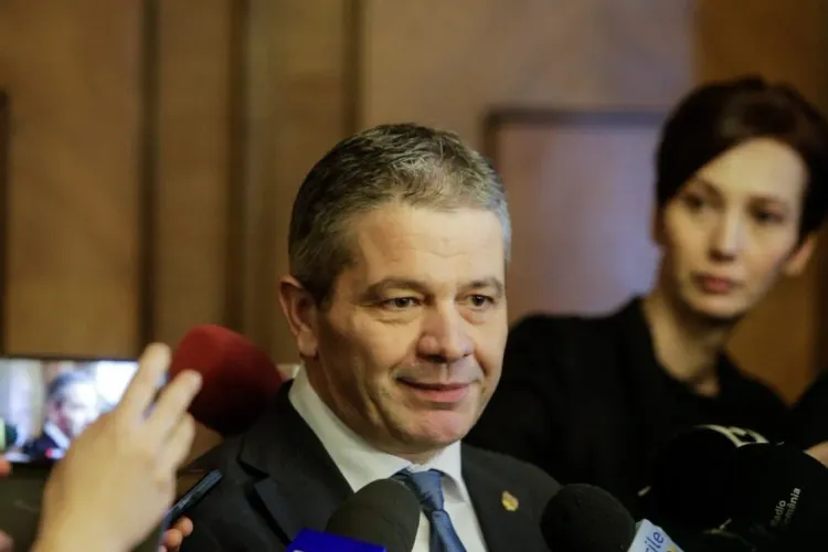 Ministrul Bodog, achitat la ICCJ: poți să-ți angajezi consilieră personală și să nu vină la serviciu Foto: Inquam/George Calin