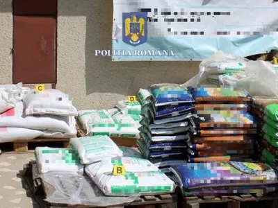 Poliţiştii au confiscat tone de îngrăşământ cu azotat de amoniu Foto: IPJ Salaj