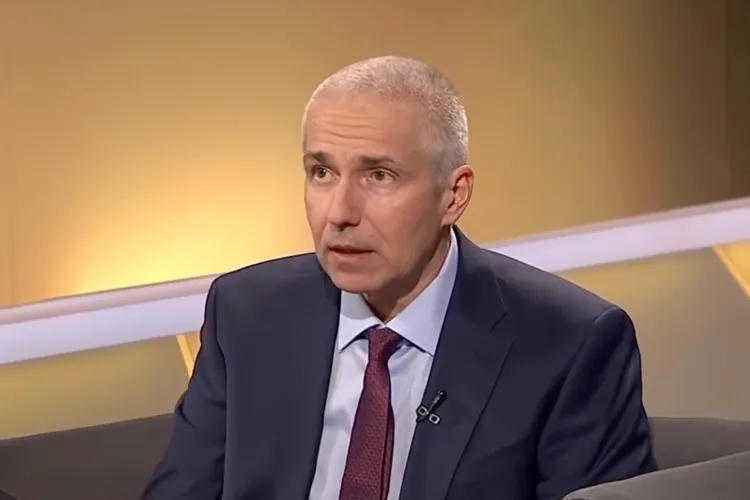 Ministrul Justiției și-a plagiat teza de doctorat: peste jumătate din lucrare e copiată grosolan (sursa: Prima TV)