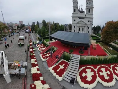 Începe pelerinajul la moaştele Sfintei Parascheva (sursa: ziaruldeiasi.ro)