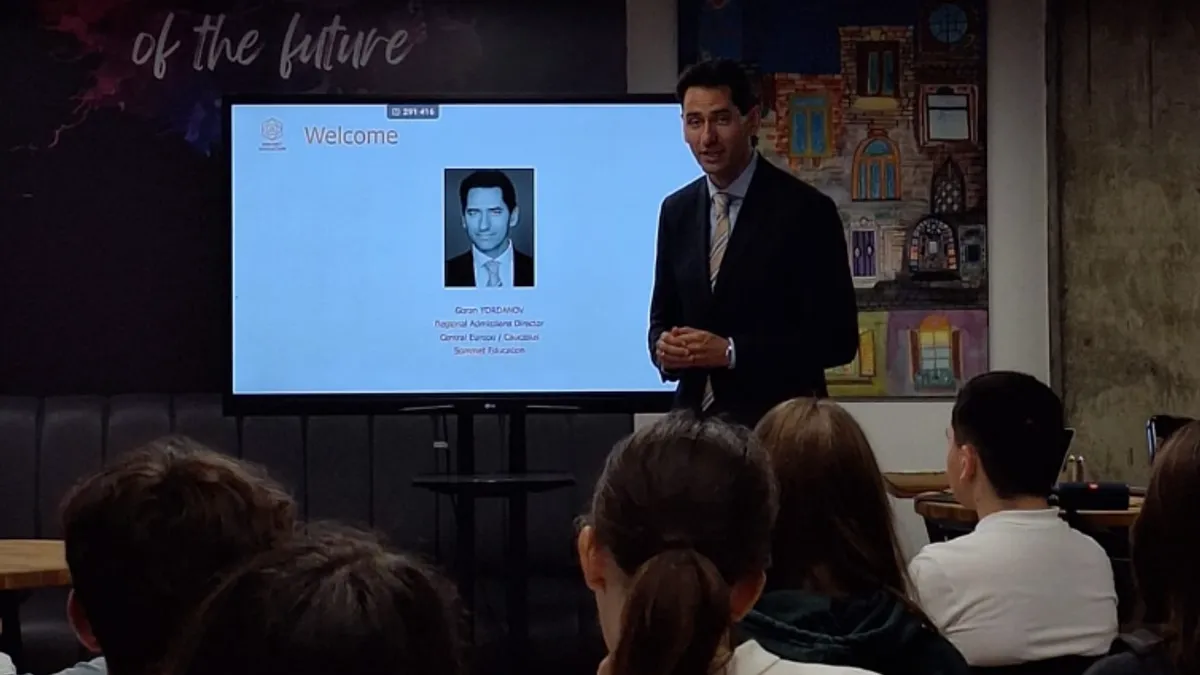 Liceul Ioanid, Bacalaureat românesc & acreditare Cambridge (sursa: Facebook/Ioanid - Gradinita, Scoala & Liceu)