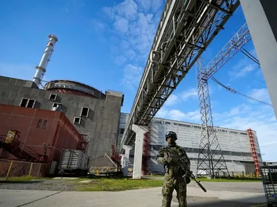 Centrala nucleară Zaporojie, atacată cu dronă (sursa: voanews.com)