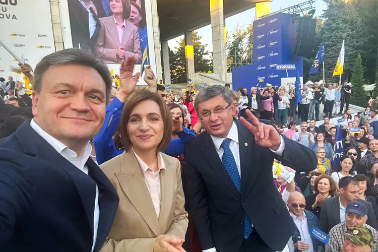 Majoritatea românilor vrea reunificarea cu Republica Moldova, arată CURS Foto: Facebook Maia Sandu