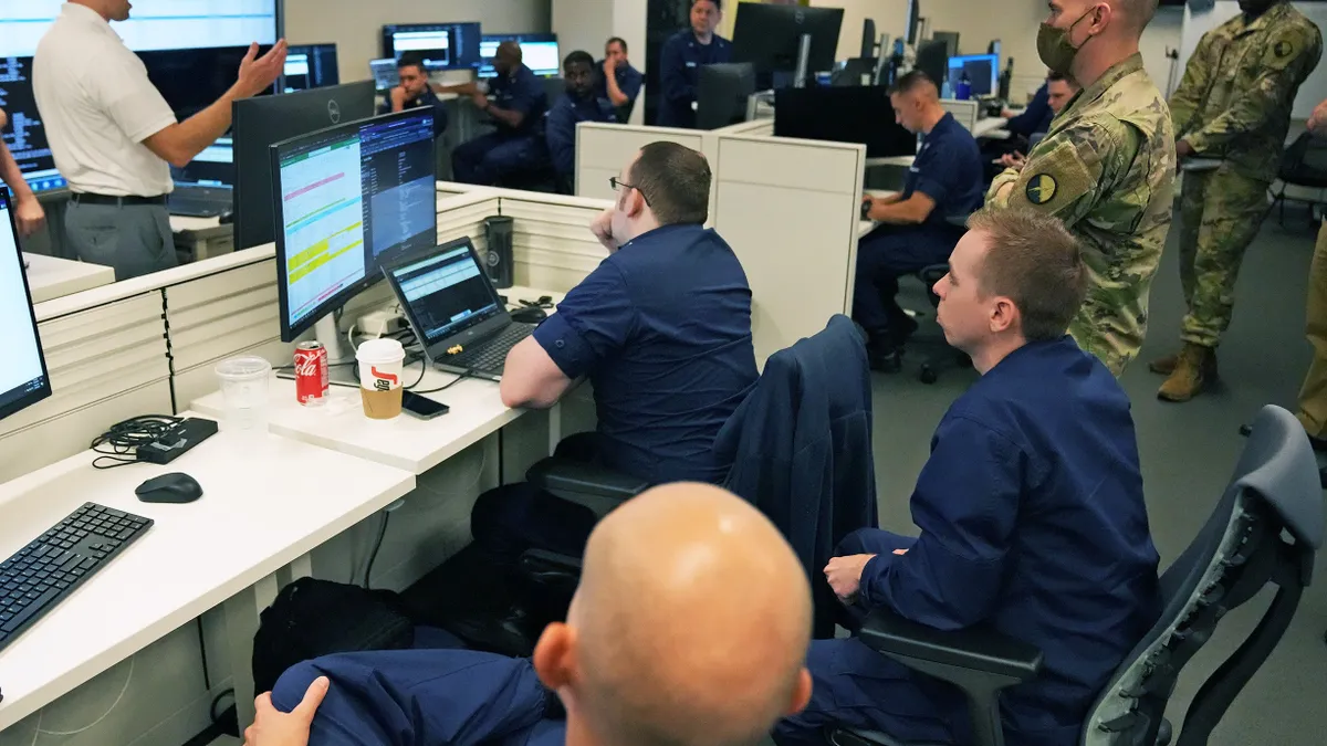 Comandantul Forței pentru Misiuni Cibernetice vine în Moldova Foto: Twitter US Cyber Command