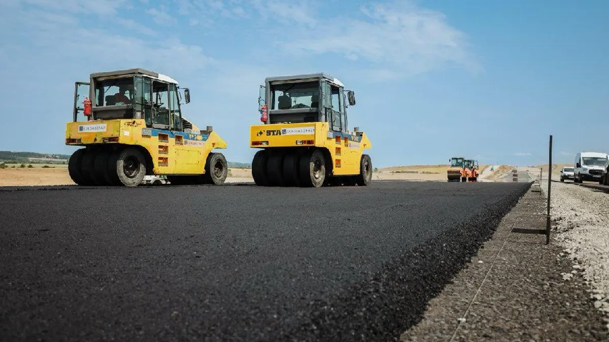 Contractele pentru autostrăzi din banii SAFE trebuie încheiate până la finalul lui 2030 (sursa: Facebook/Compania Nationala de Administrare a Infrastructurii Rutiere)