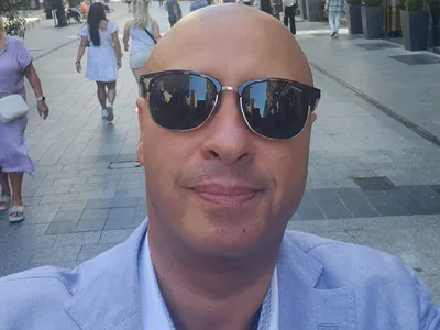 Bodu, bine plătit la Energie, tranzacție imobiliară fantastică: 164 EUR/mp pe o fâneață (sursa: Facebook/Sebastian Bodu)