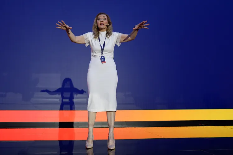 Avocatul lui Lasconi: consilier PNL, mason, condamnat penal Foto: Inquam/Octav Ganea