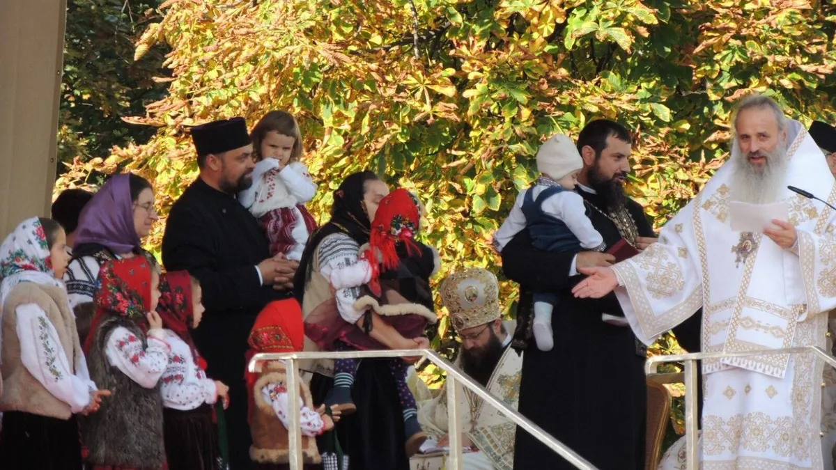 Distincții pentru preoți cu mulți copii (sursa: ziaruldeiasi.ro)