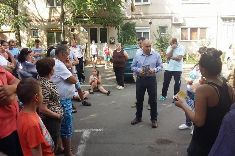 Sondaj INSCOP: PNL este umăr la umăr cu PSD Foto: Facebook