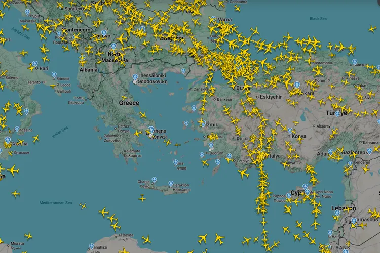 Trafic aerian suspendat pe aeroporturile din Grecia (sursa: ertnews.gr)