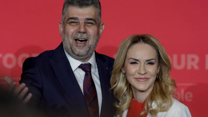 Firea candidează la 9 iunie pentru trei poziții complet diferite Foto: Inquam/Octav Ganea