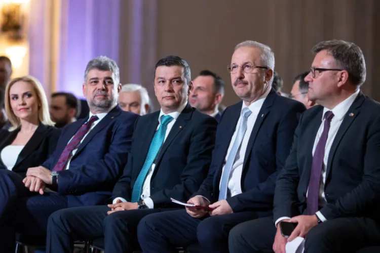 Exces de slugărnicie a lui Vasile Dîncu: L-a promovat la rang de doctor în matematică pe șeful său de la partid Foto: Inquam/Ilona Andrei