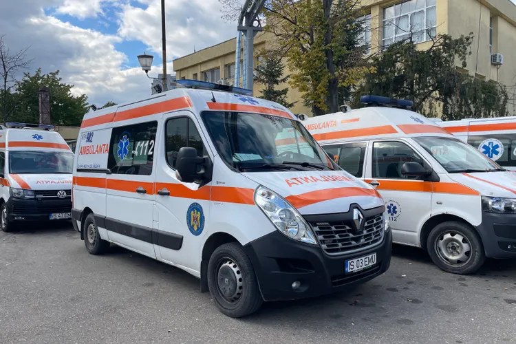 Ambulanțele SAJ Iași, degradare accelerată (sursa: ziaruldeiasi.ro)