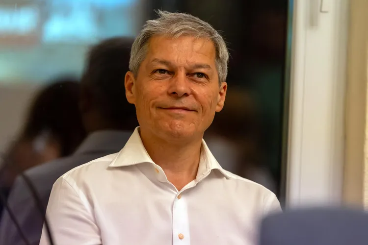 Bolojan, doi noi consilieri via Cioloș (sursa: Inquam Photos/Gyozo Baghiu)