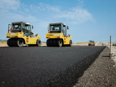 Contractele pentru autostrăzi din banii SAFE trebuie încheiate până la finalul lui 2030 (sursa: Facebook/Compania Nationala de Administrare a Infrastructurii Rutiere)