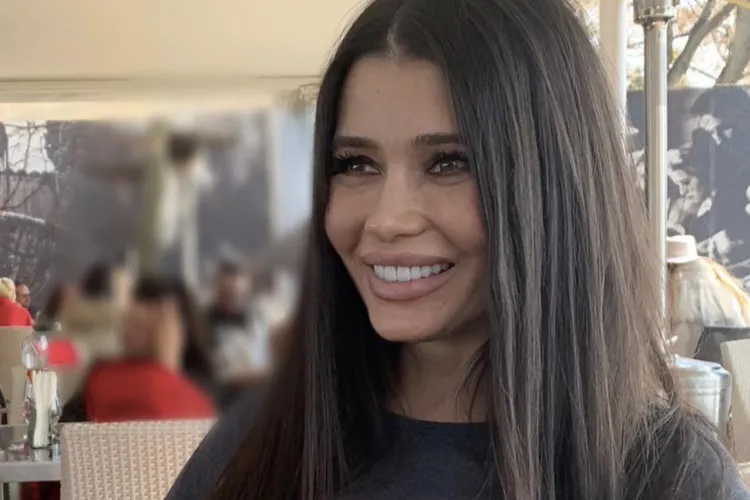 Elena Băsescu, jurnalistă la Adrian Sârbu (sursa: Facebook/Elena Basescu)