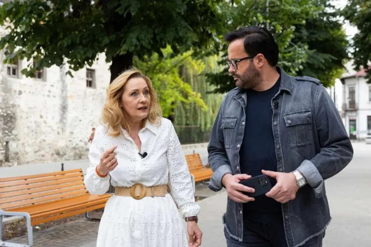Cum o ajută postul lui Dan Voiculescu pe Elena Lasconi: două interviuri publicitare în prime-time, aproape nici un atac la adresa ei