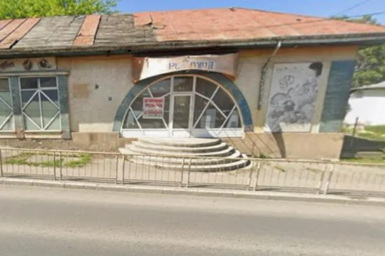 Vânzarea palatului covrigilor din Podu Iloaiei (sursa: ziaruldeiasi.ro)