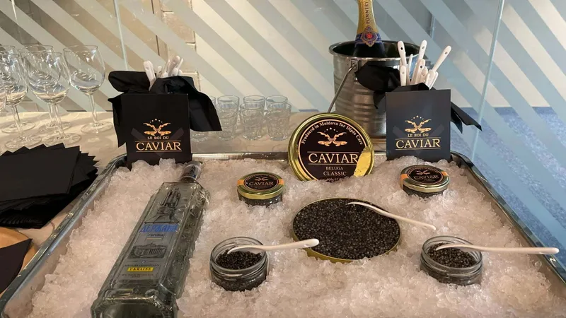 Expoziția României: caviar rusesc vodcă ucraineană (sursa: Facebook/Pavilionul Romaniei Expo 2020 Dubai)