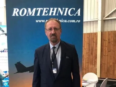 Mișa Popic, pensionar născut pe la 1949, conduce acum Avioane Craiova Foto: Facebook Competitive Intelligence Romania, 2019