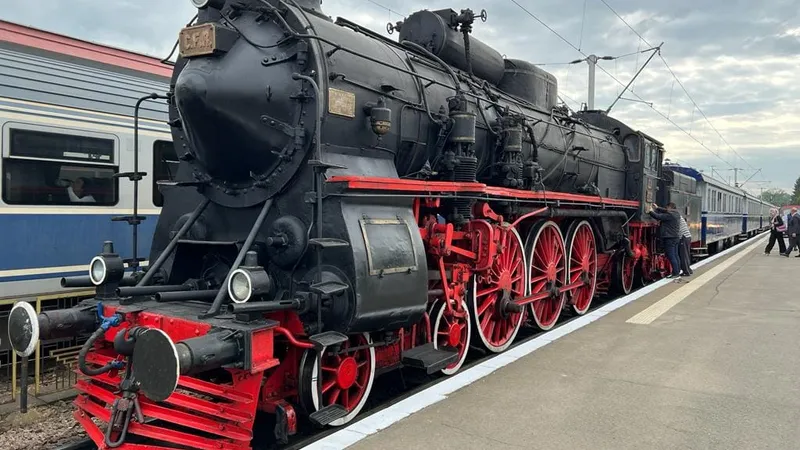 Câți ani de întârziere au cumulat trenurile CFR Foto: CFR Calatori