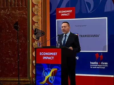 Sfaturi de la guvernatorul Băncii Greciei către Bolojan și Nazare pentru a reduce deficitul Foto: X/Twitter