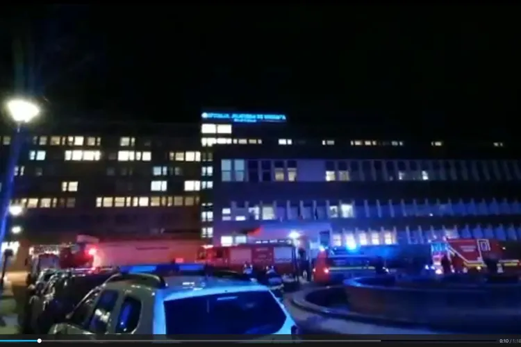 VIDEO Incendiu la Spitalul Județean Suceava: aproape 300 de pacienți au fost evacuați