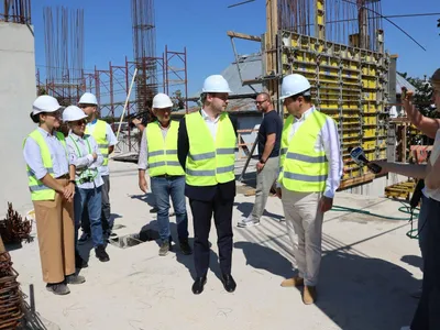 Un spital nou construit la Tecuci (sursa: Facebook/Alexandru Rogobete)