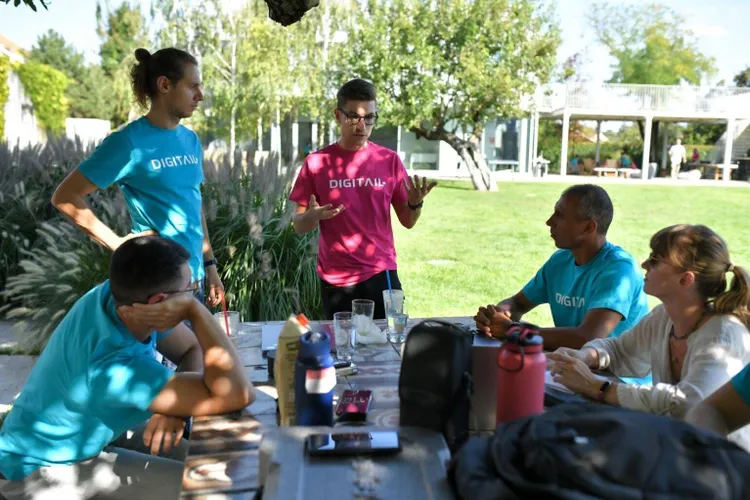 Startup-ul românesc Digitail cucerește investitorii americani (sursa: ziaruldeiasi.ro)