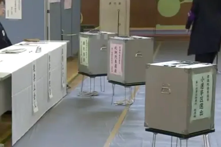 Alegeri legislative în Japonia, primele estimări (sursa: nhk.or.jp)