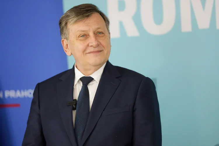 Crin Antonescu a cerut CNSAS să-i furnizeze documentele din dosarul său: Le voi publica integral