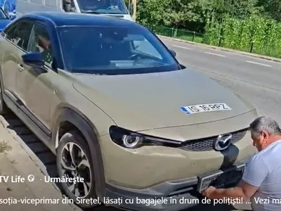VIDEO Primarul PSD din Sirețel a plecat în vacanță cu viceprimarul, soția sa, și mașina primăriei - fără RCA