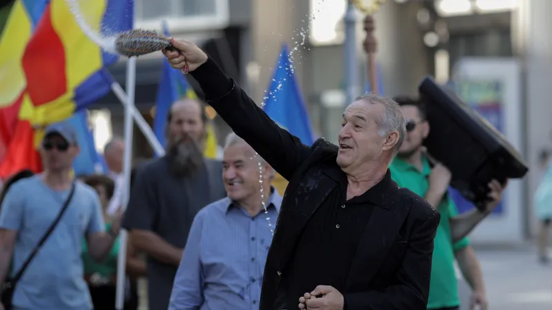 Becali, în judecată pentru că a votat pentru familia tradițională Foto: Inquam/ Octav Ganea