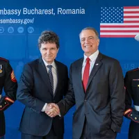 Nicușor Dan a încheiat un contract cu lobby-iștii Coridorului Vertical, proiectul dorit intens de Grindeanu și ambasadoarea SUA în Grecia